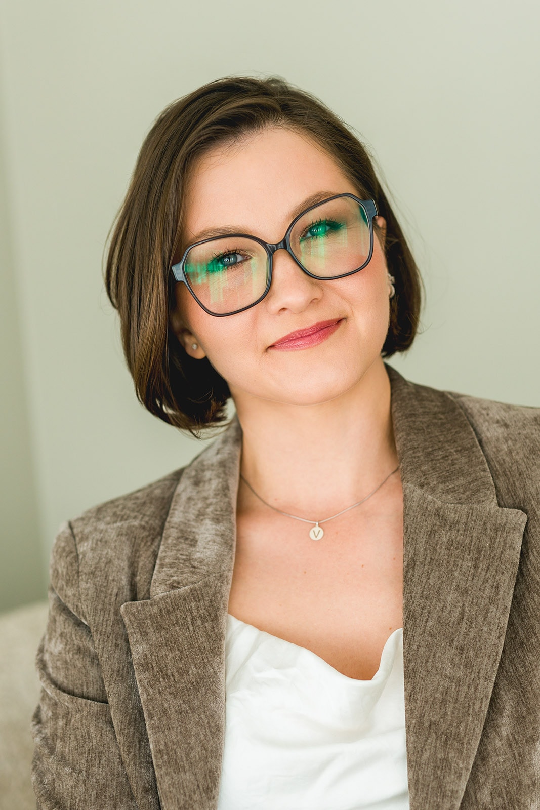 LinkedIn Headshots for One Person — Brussels, 3