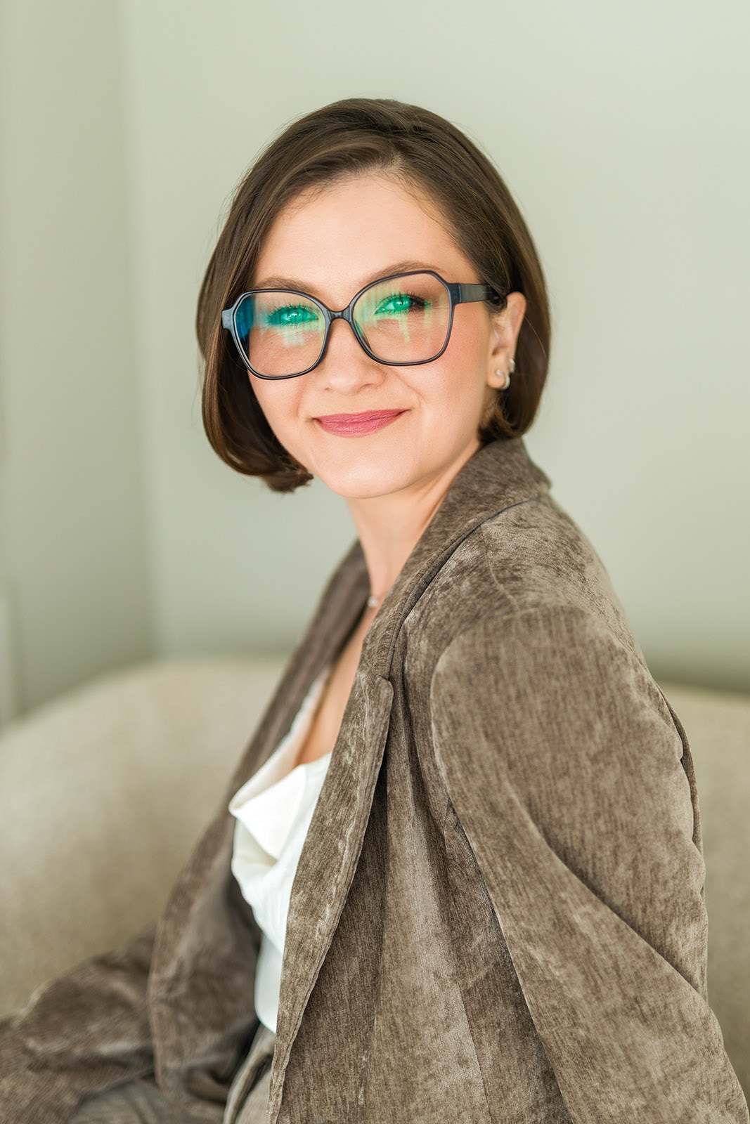 LinkedIn Headshots for One Person — Brussels, 4