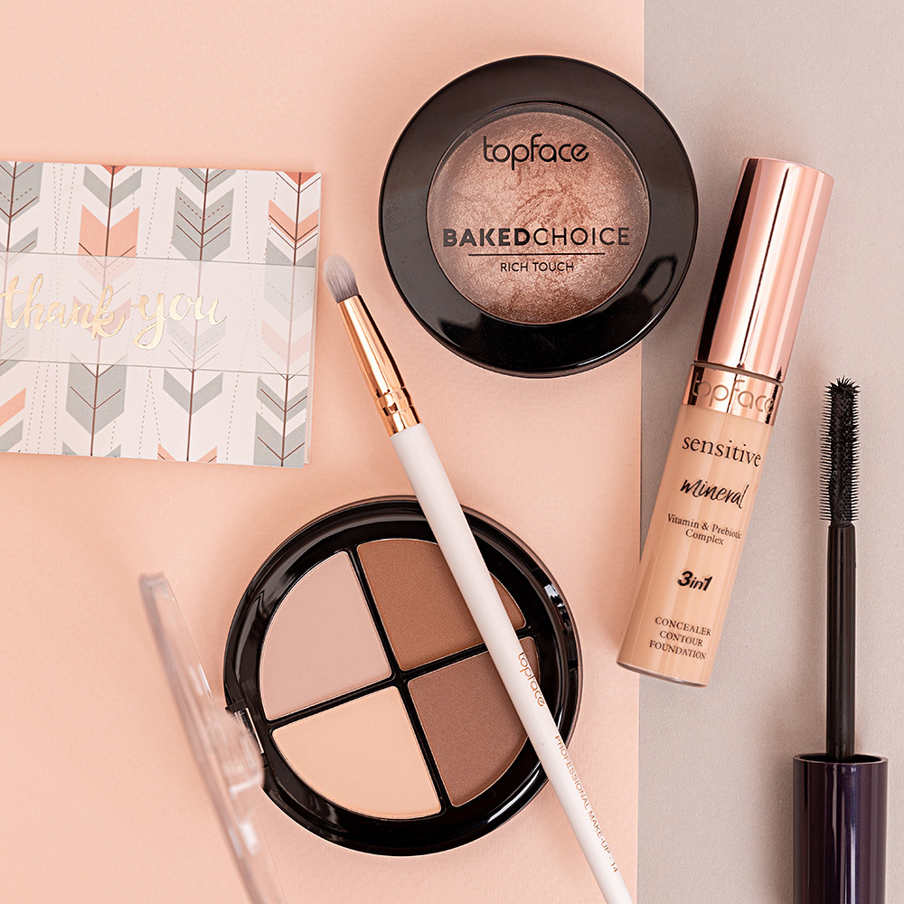 Baked highlighter — Beauty Photography for Cosmetics Brands, Brussels